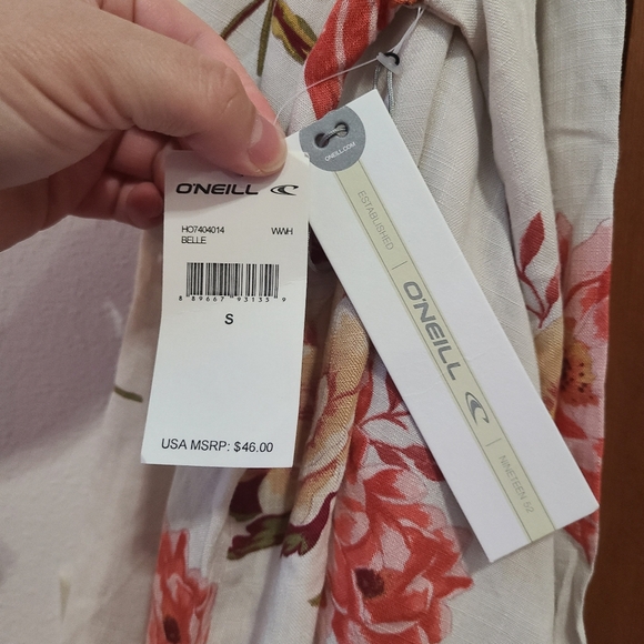 🆕️O'Neill Floral Women's Top - Cream and Pink Floral Blouse NWT - Picture 9 of 9